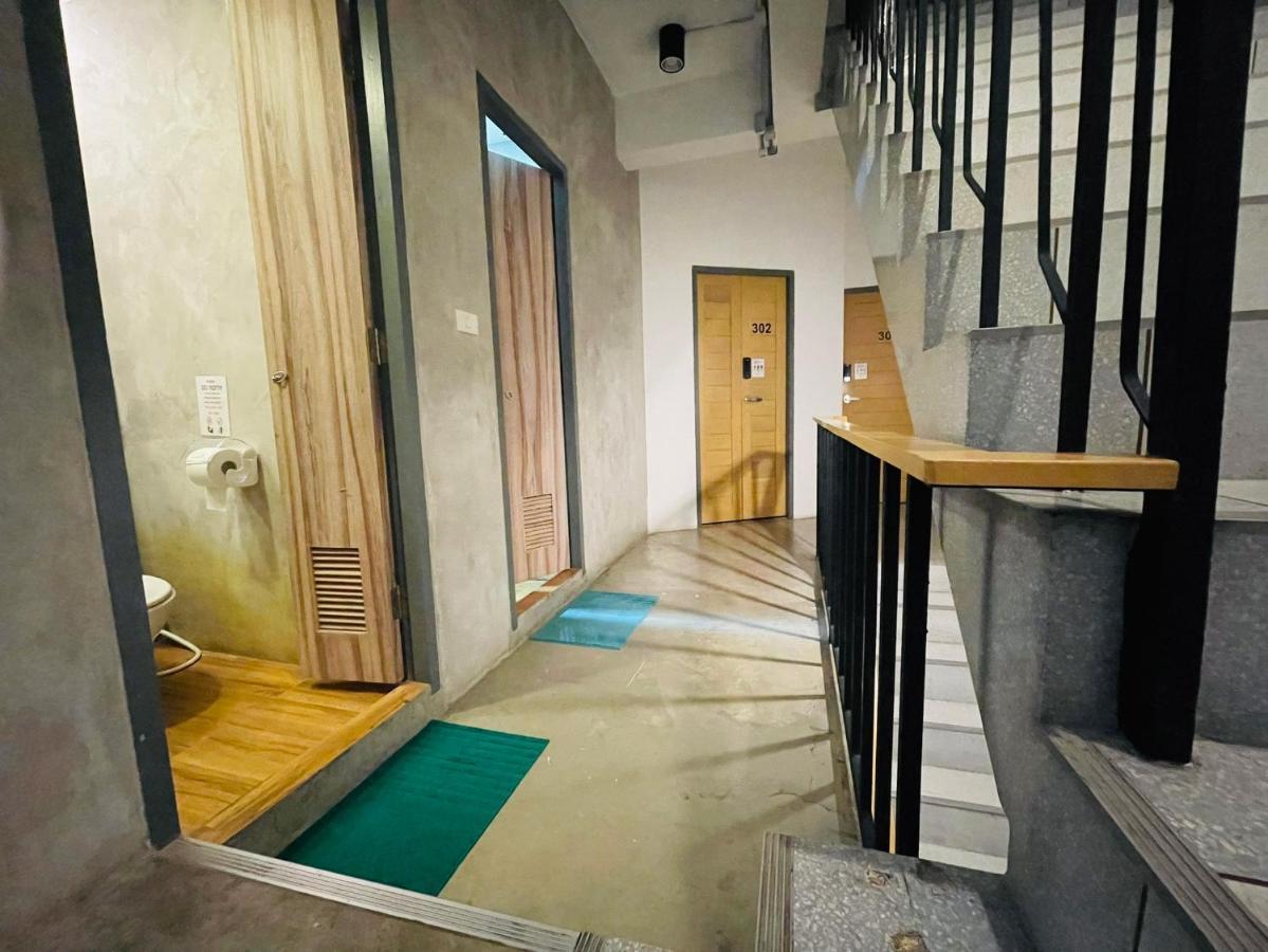 Ora Hostel Бангкок Экстерьер фото