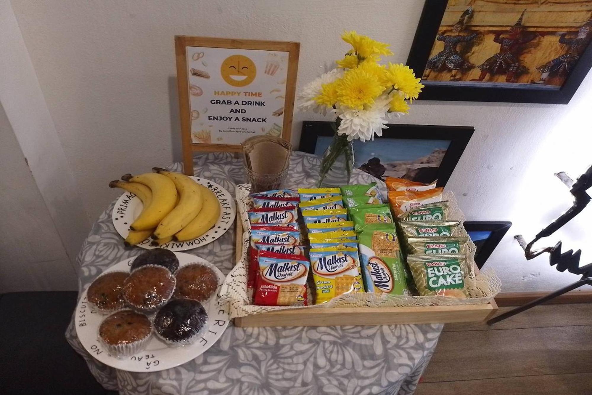 Ora Hostel Бангкок Экстерьер фото