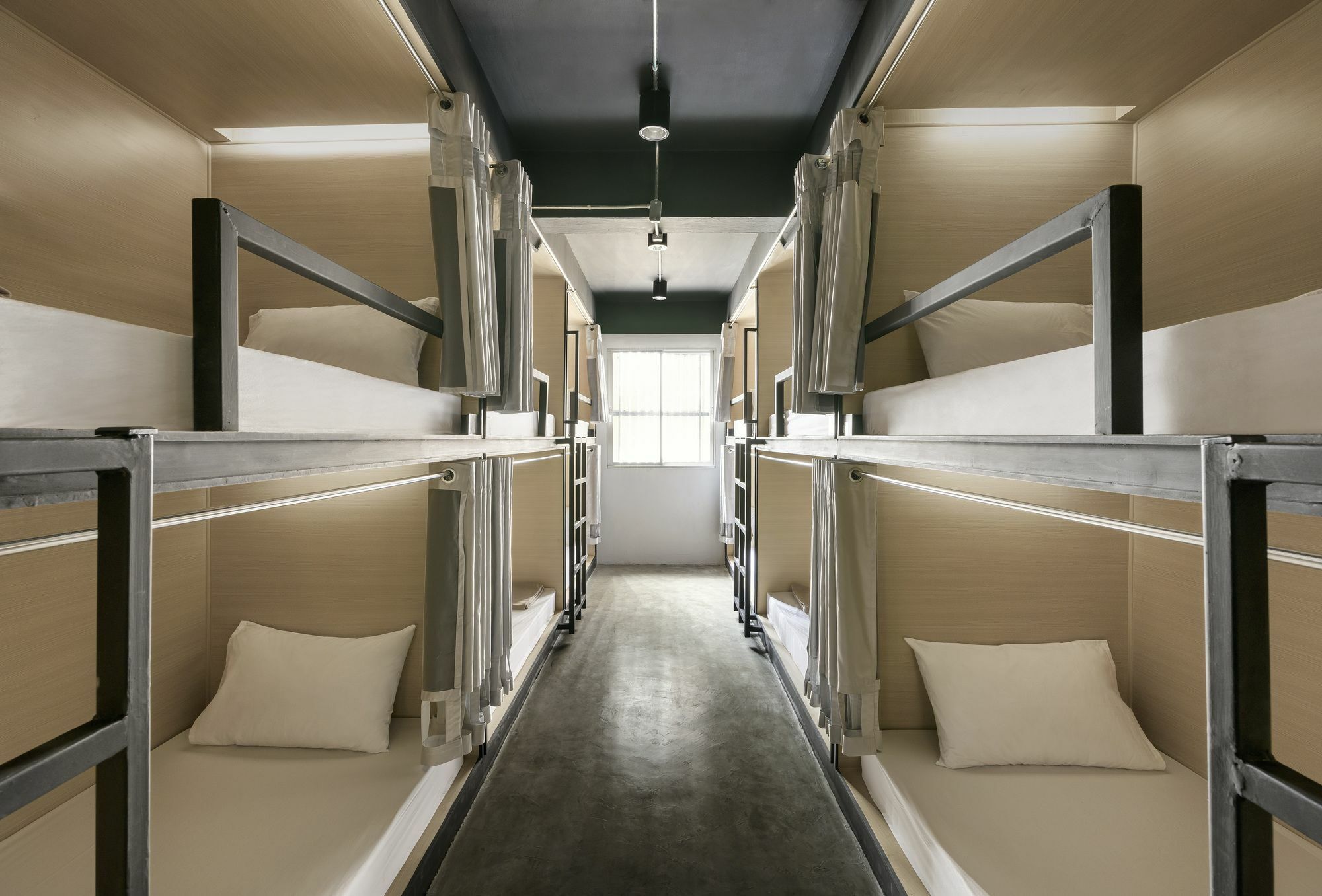 Ora Hostel Бангкок Экстерьер фото